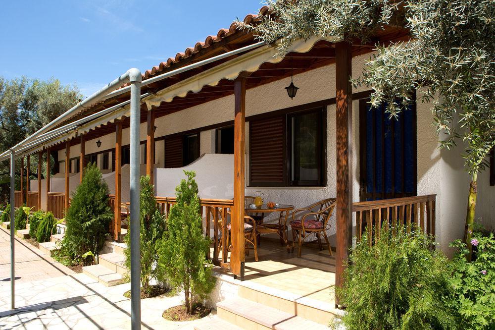 Villa Elia Resort Frínion Екстериор снимка